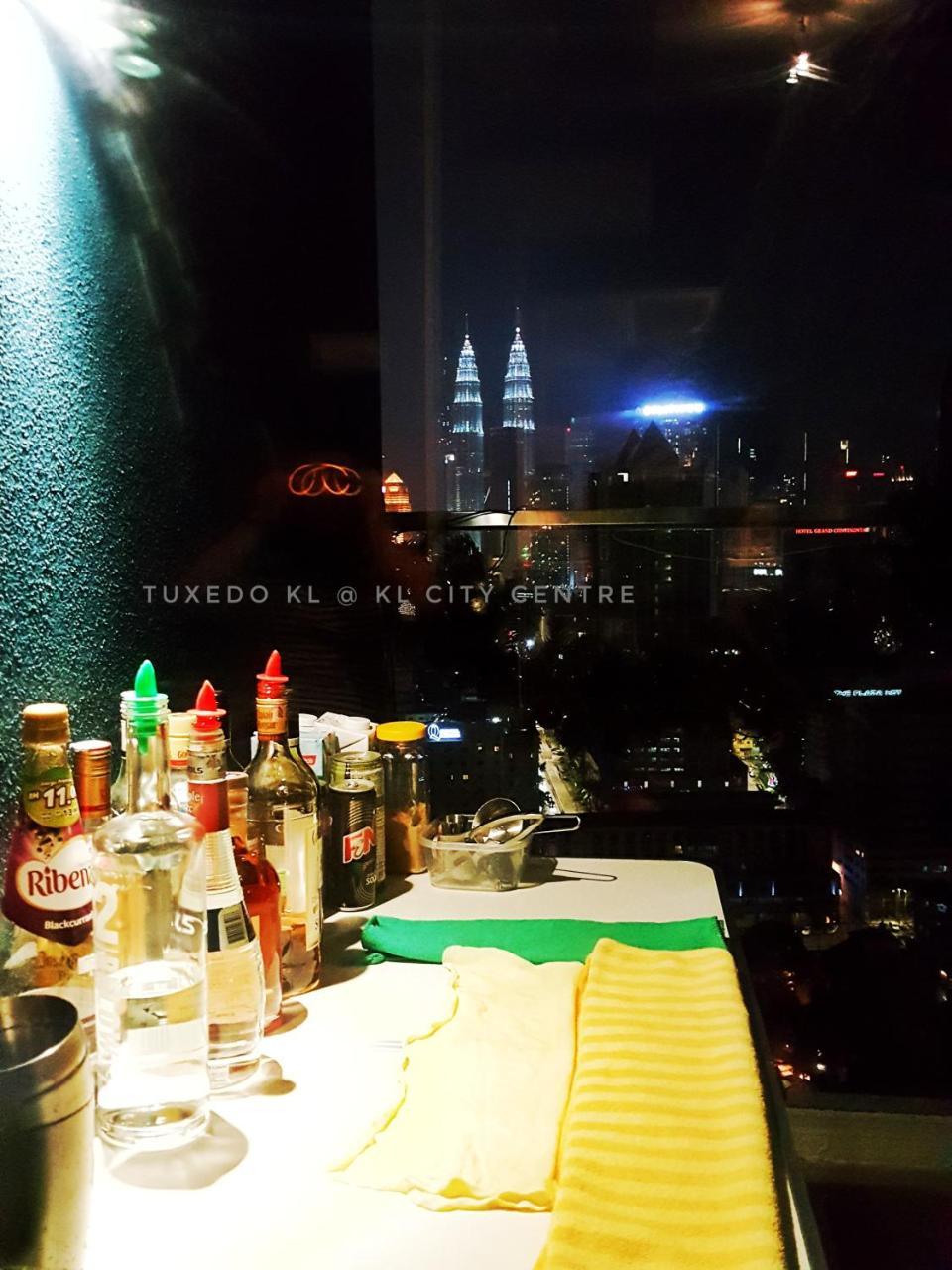 Tuxedo Kl No.1 Rooftop Pool W Skyscraper Views Hotel Kuala Lumpur Zewnętrze zdjęcie