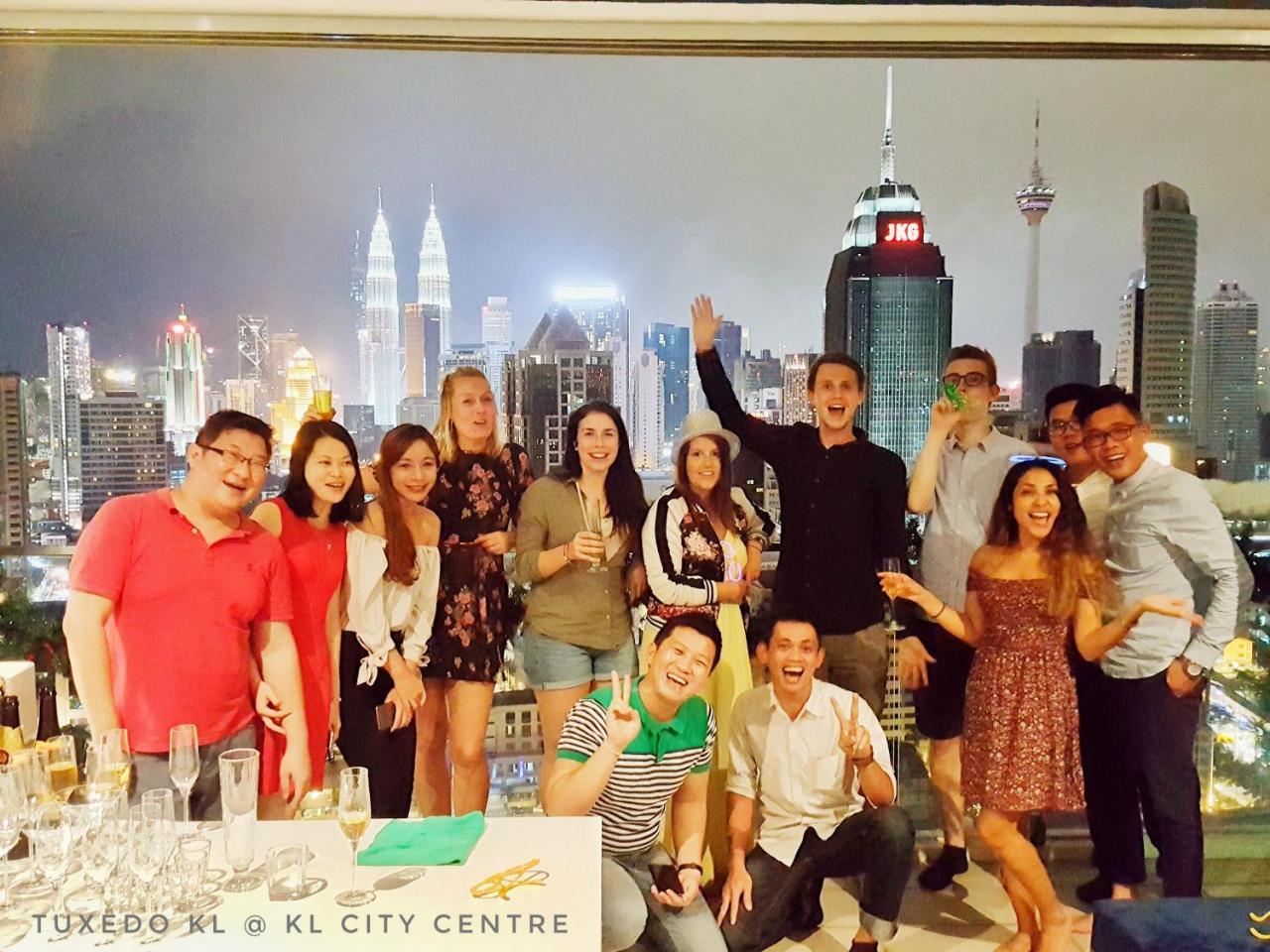 Tuxedo Kl No.1 Rooftop Pool W Skyscraper Views Hotel Kuala Lumpur Zewnętrze zdjęcie